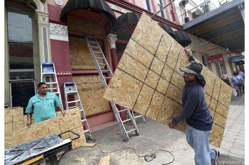 Gulf Coast Braces for Tropical Storm Laura s Potential Upgrade to Hurricane