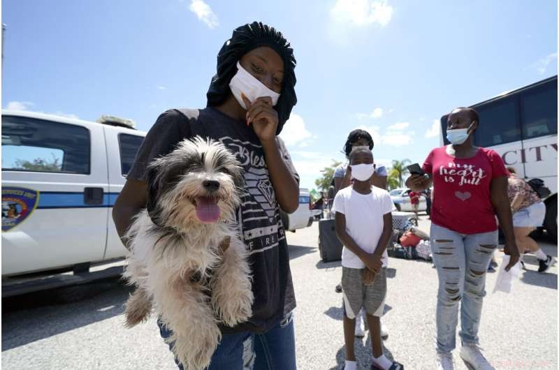 Hundreds of Thousands Evacuate U.S. Coast as Hurricane Laura Approaches