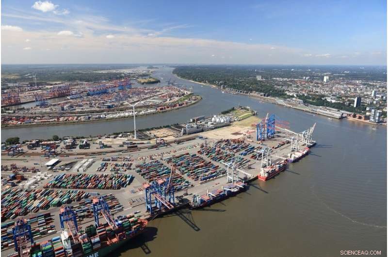 Q&A: Scientists Target Seabed Plastic Cleanup