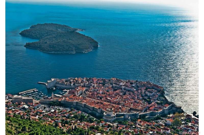 Q&A: Scientists Target Seabed Plastic Cleanup