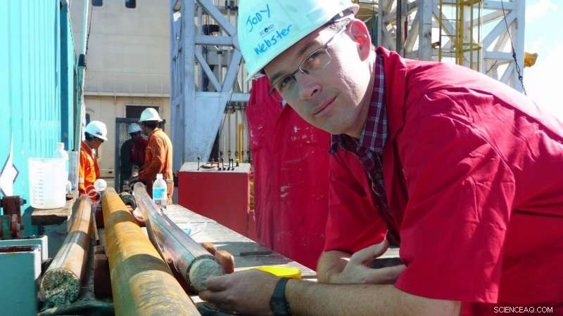 Ocean Acidification Threatens the Great Barrier Reef s Structural Glue