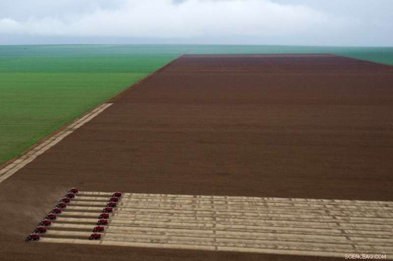 Amazon Railroad Project Unites Unexpected Allies Against Its Expansion