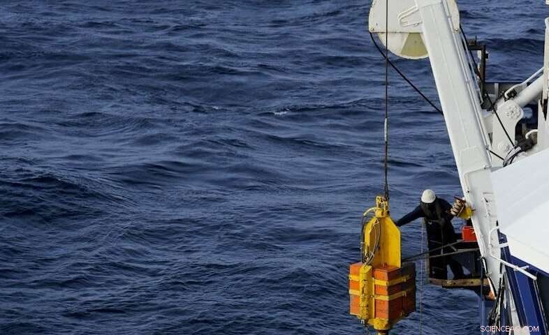Southern Hemisphere Seafloor Unveils Record Methane Release – A Groundbreaking Discovery