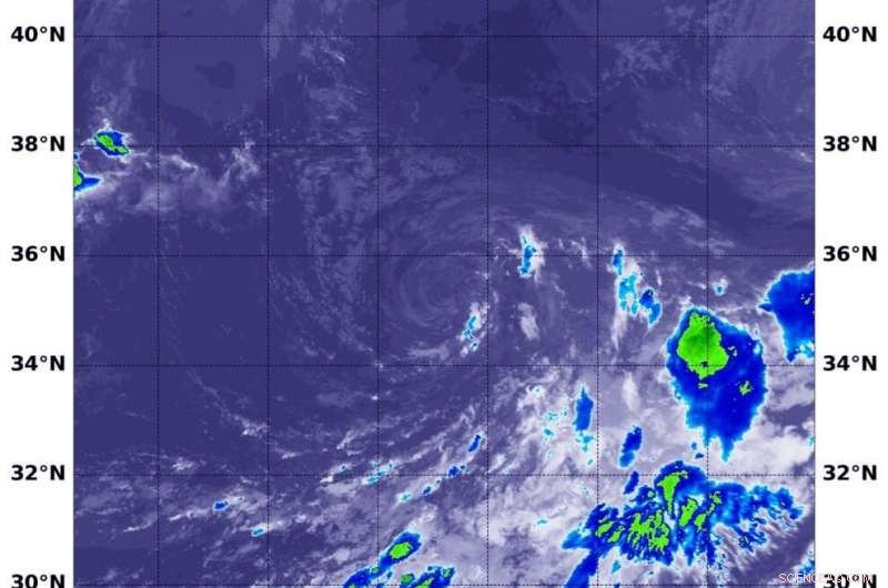 NASA’s Aqua Satellite Detects Persistent Wind Shear Over Hurricane Omar