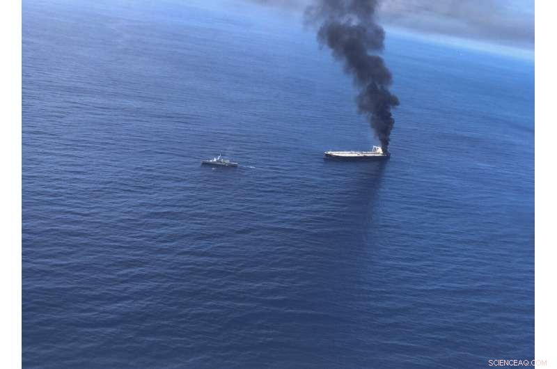 Sri Lanka Investigates Environmental Impact of Oil Tanker Fire