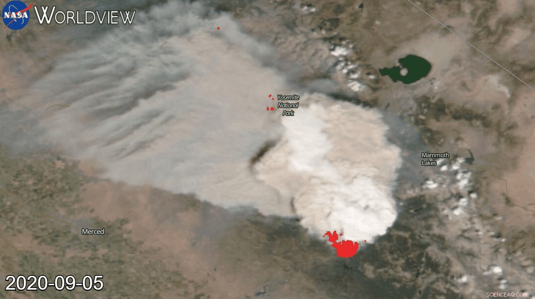California Creek Fire Spawns Powerful Pyrocumulonimbus Cloud