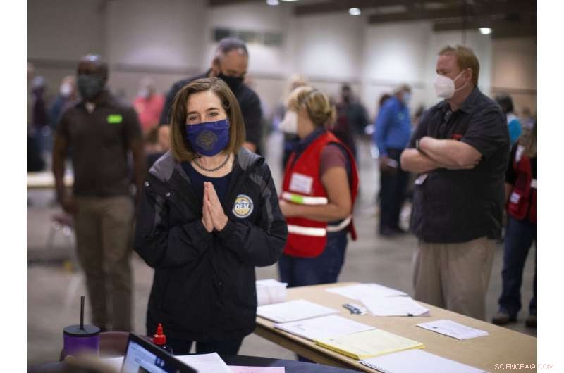 West Coast Suffers Smoke Crisis as Wildfire Fatalities Climb