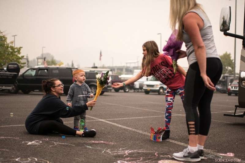 US Prepares for Escalating West Coast Wildfire Fatalities