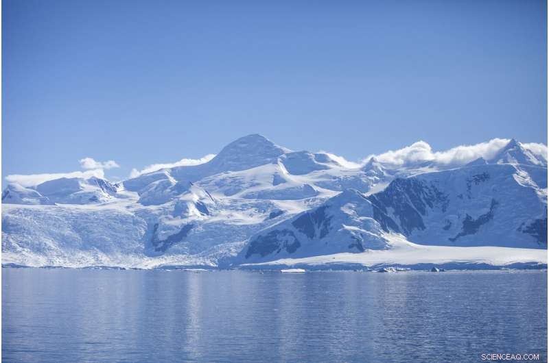 Antarctic Ice Loss to Drive Future Climate Change, New Model Reveals