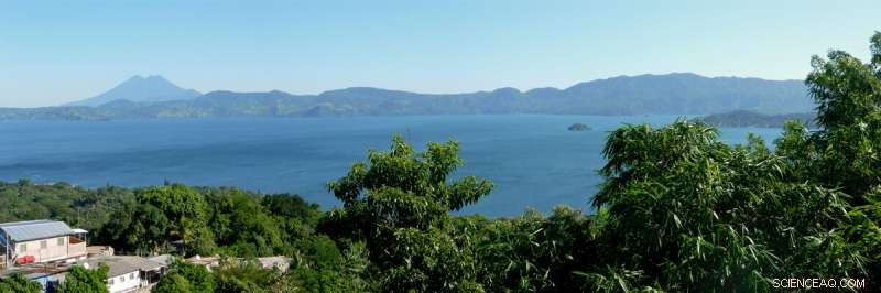 Ilopango Volcano: The 431 CE Eruption that Devastated the Maya Civilization