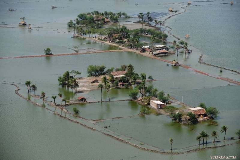 Over 300 Million Delta Residents Face Heightened Cyclone and Flood Risks