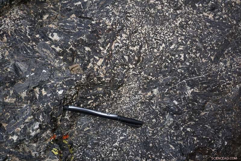 Geologists Redefine How Quickly Continental Crust Can Form