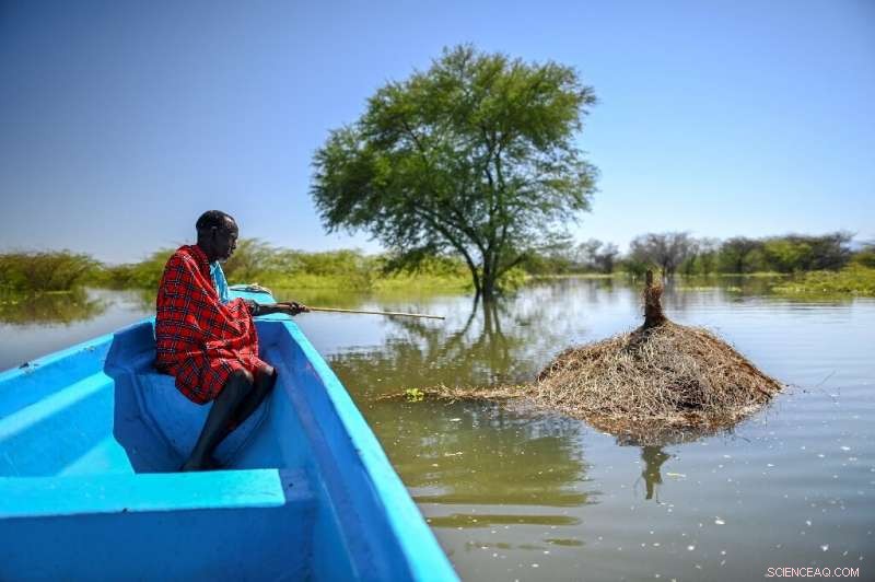 Kenyan Lakes Surge to Dangerous Levels, Threatening Communities