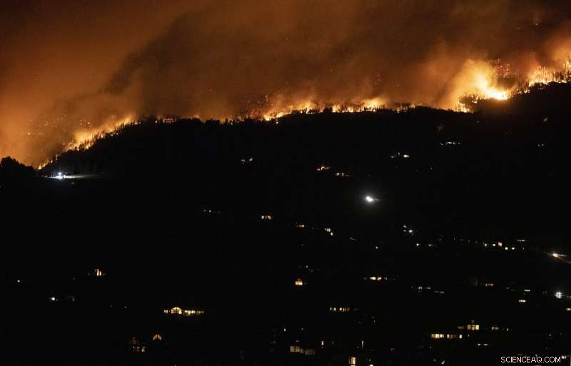 Colorado Wildfires Extend Beyond Peak Season, Setting New Records