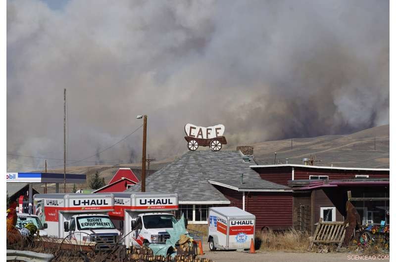 Colorado Wildfires Extend Beyond Peak Season, Setting New Records