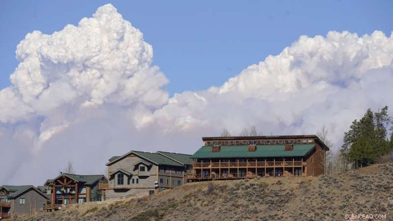 Colorado Wildfires Extend Beyond Peak Season, Setting New Records