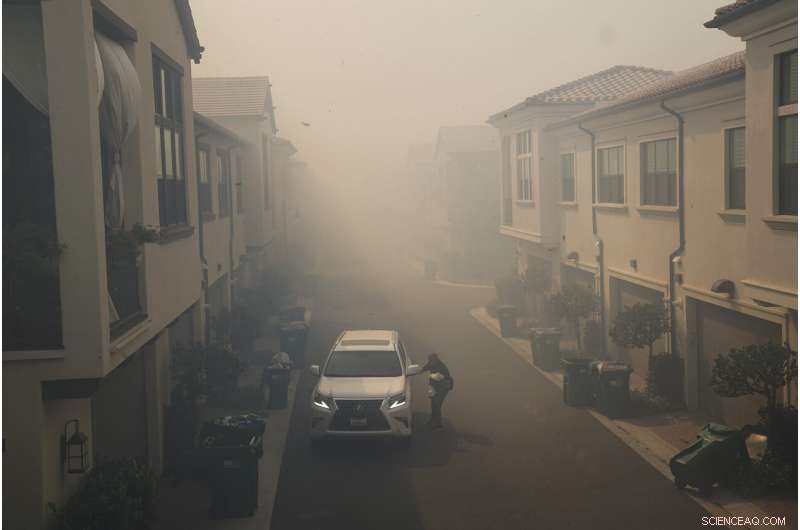 70,000 Residents Evacuated as Southern California Wildfire Escalates