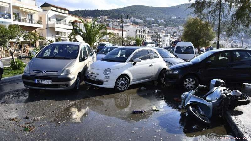 Deadly 7.2‑Magnitude Earthquake Hits Turkish Coast and Greek Island, 19 Fatalities