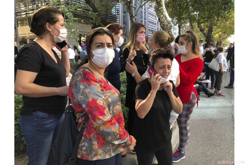 Deadly 7.2‑Magnitude Earthquake Hits Turkish Coast and Greek Island, 19 Fatalities