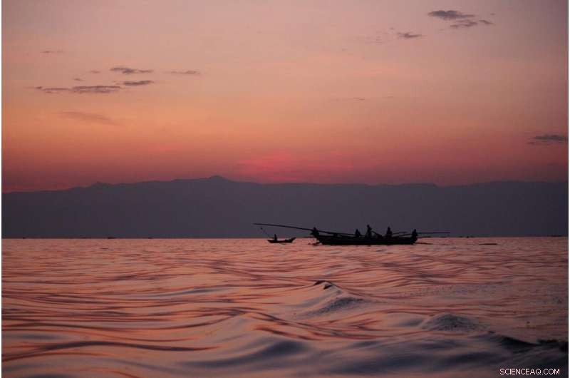 Comprehensive Study Highlights Declining Fish Stocks on Lake Tanganyika, Alerting Congolese Fishermen