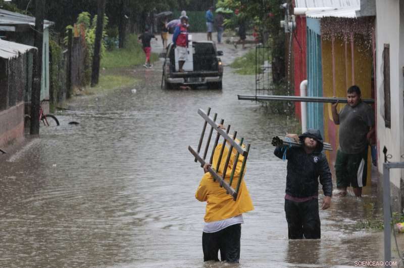Honduras Hit by Hurricane Eta: Heavy Rains Trigger Deadly Mudslides