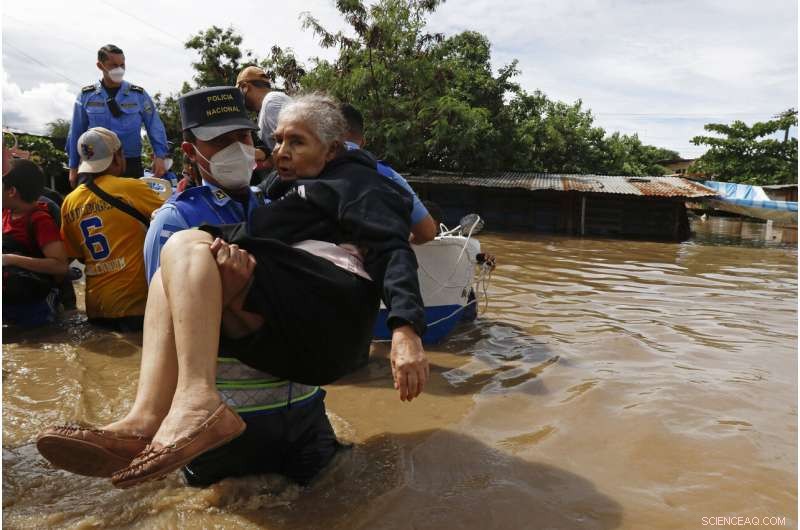 Hurricane Eta Aftermath: Heavy Flooding in Honduras, Waters Threatening Gulf of Mexico