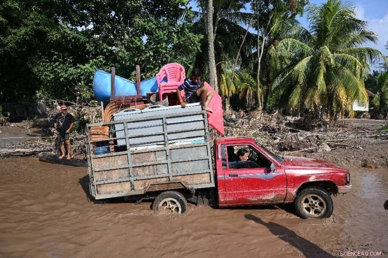 Catastrophic Category 5 Hurricane Iota Heads Toward Central America
