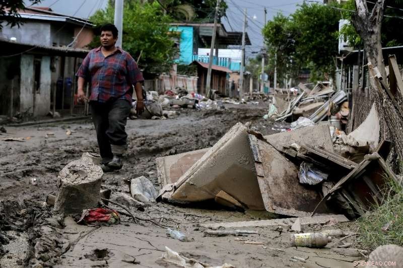 Hurricane Iota Strikes Central America: Nicaraguan Landfall Threatens Honduras