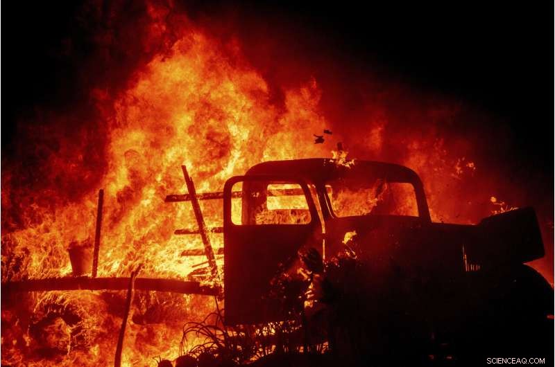 Strong Winds Fuel Wildfire Spread in California Canyons; Residents Evacuate