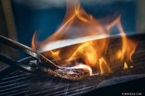 Cooking‑Generated Air Pollution Persists Longer Than Expected, New Study Reveals