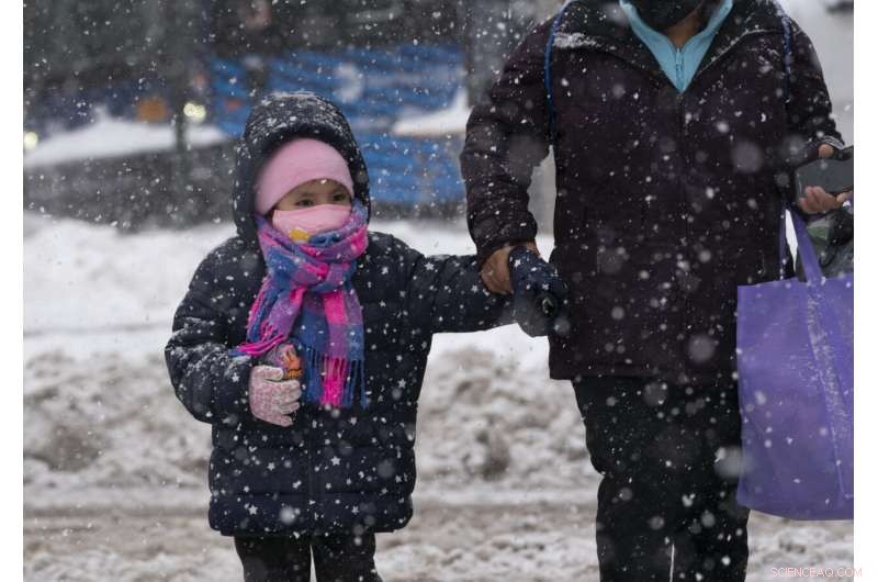 Massive Snowstorm Covers Northeast, Shutting Down Communities