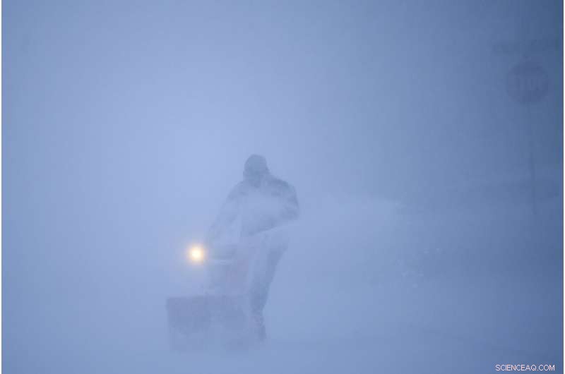 Severe Winter Storm Hits Dakotas and Minnesota, Making Travel Hazardous