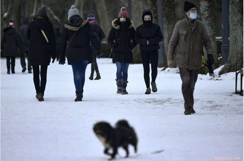 Spain Ramps Up Snow Clearing After Storm Filomena
