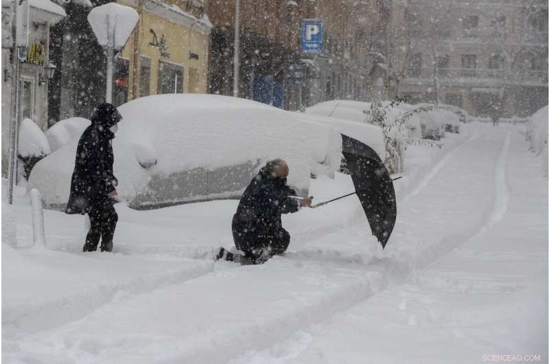 Record Snowstorm Claims Four Lives, Halts Major Spanish Regions