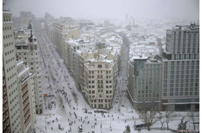Record Snowstorm Claims Four Lives, Halts Major Spanish Regions