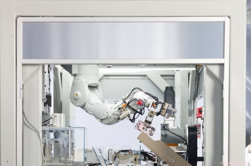 Two Decades of Consumer Electronics: How E‑Waste Management Systems Lag Behind