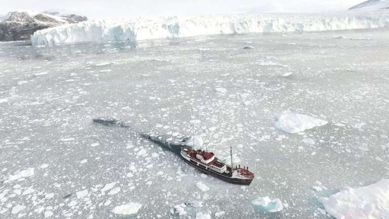 Rising Ocean Temperatures Threaten Greenland s Ice Sheet