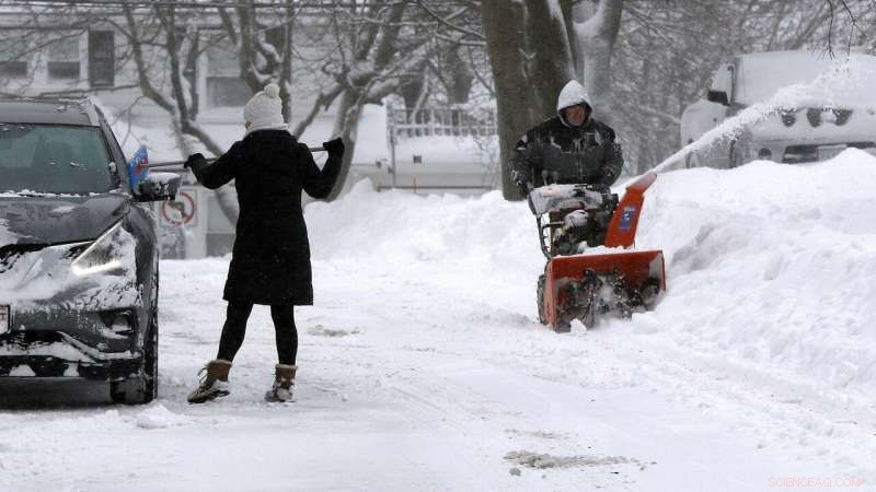 Northeastern U.S. Begins Recovery After Record-Setting Snowstorm