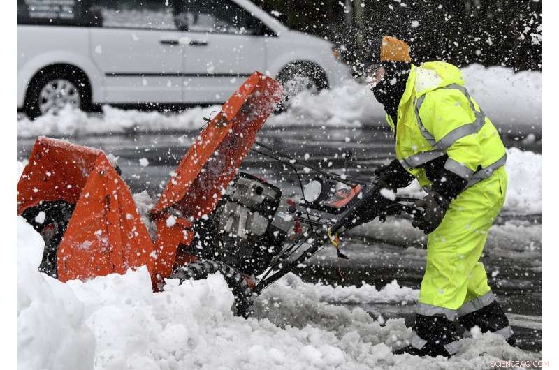 Northeastern U.S. Begins Recovery After Record-Setting Snowstorm