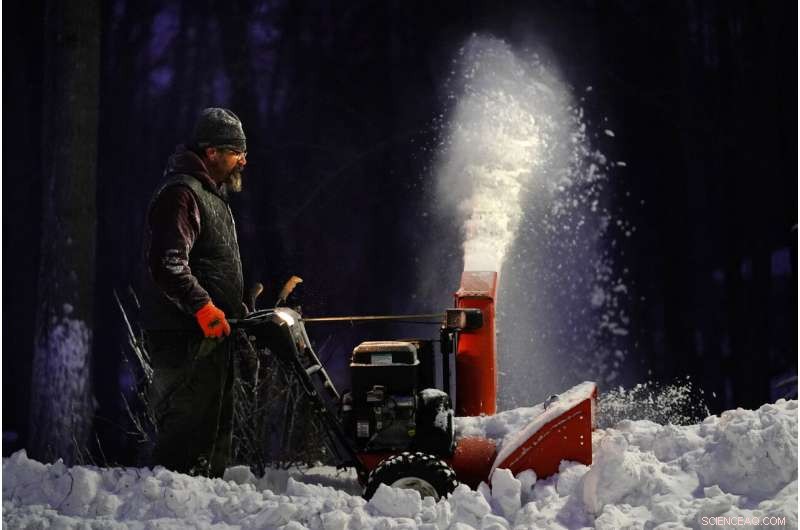 Northeastern U.S. Begins Recovery After Record-Setting Snowstorm