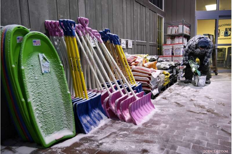 Northeastern U.S. Begins Recovery After Record-Setting Snowstorm