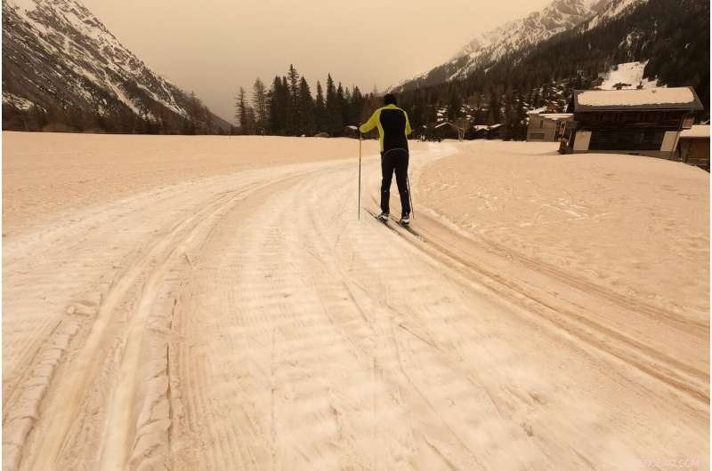 Sahara Dust Plume Triggers Surge in European Air Pollution