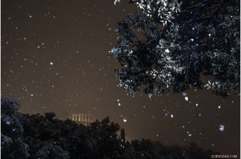 Rare Snow Covers Athens  Acropolis, Temporarily Halting Vaccinations