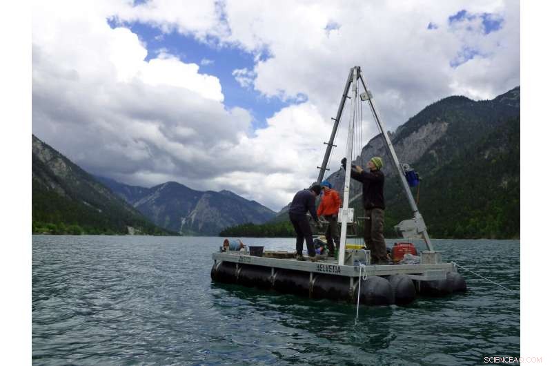 Historical Earthquakes Sparked Massive Rockslides in the Eastern Alps – New Research