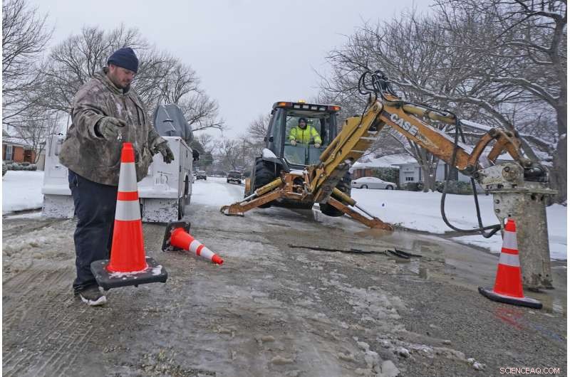 Extreme Cold and Power Outages Cause Water Main Breaks and Service Disruptions