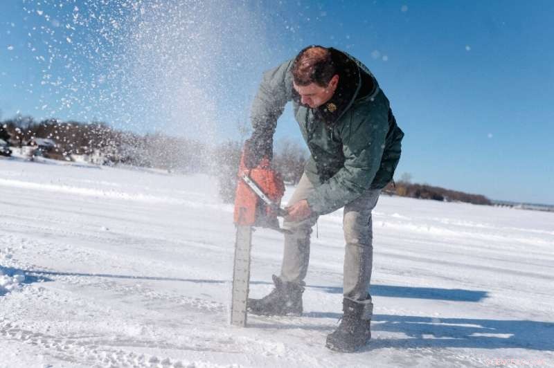 Rising Temperatures Endanger Canada’s Seasonal Ice Roads