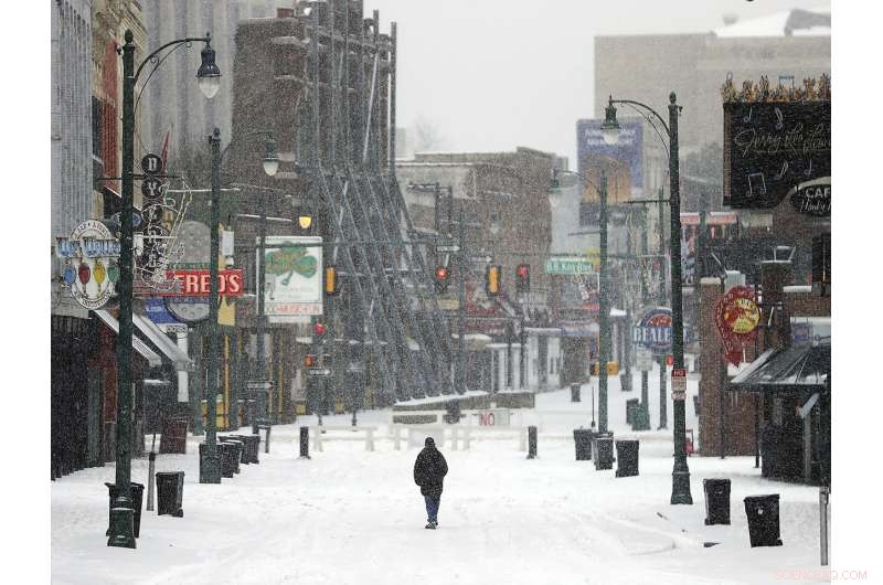 Texas Faces Ongoing Frozen Pipes and Power Issues as Winter Storm Relents