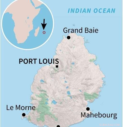 Mauritius Responds as Chinese-Flagged Trawler with 130 Tons of Oil Runs Aground