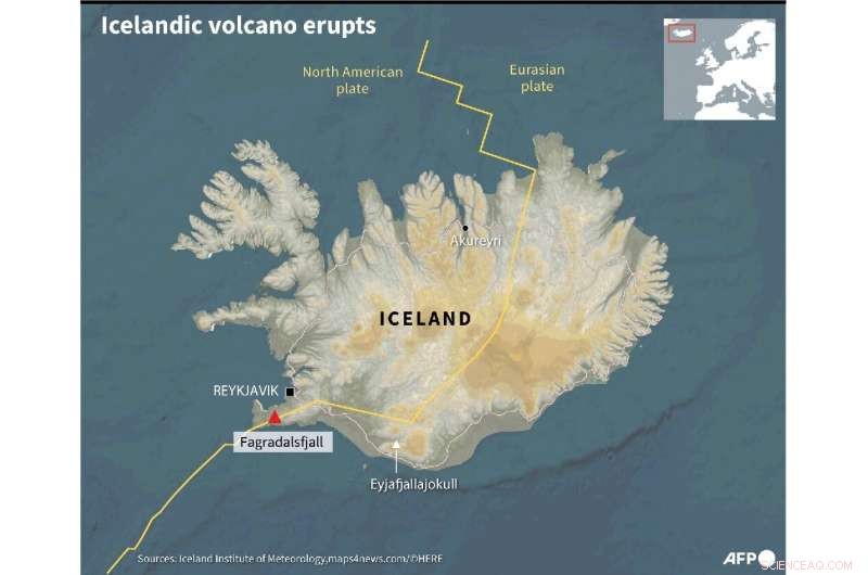 Iceland s Fagradalsfjall Volcano Draws Thousands of Spectators