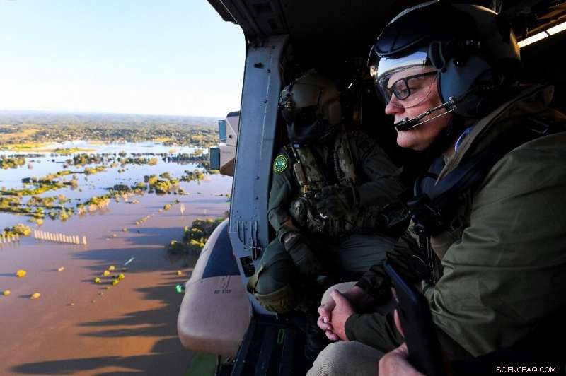 Australia s Big Wet Subsides, Yet Thousands Remain Isolated